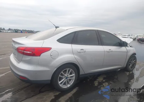 2017 Ford Focus Se z USA, uszkodzony, nr VIN 1FADP3F26HL271667